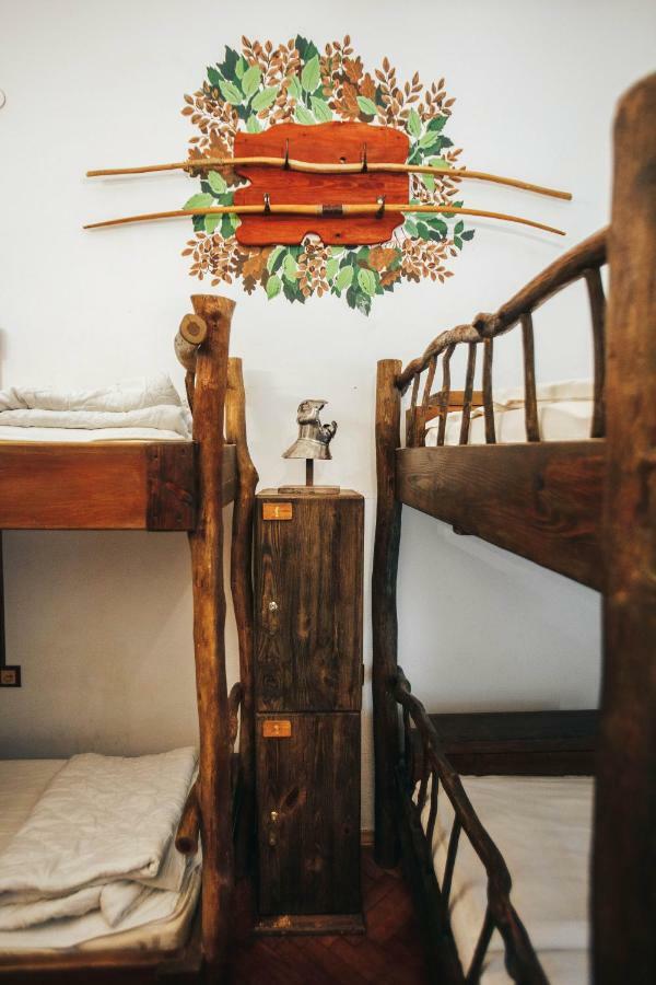Ghostel - Medieval Hostel ลวีฟ ภายนอก รูปภาพ